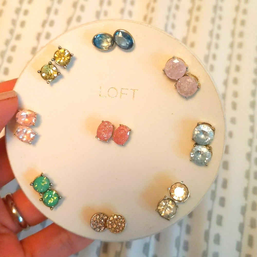 Set of 9 Loft Earring Pairs